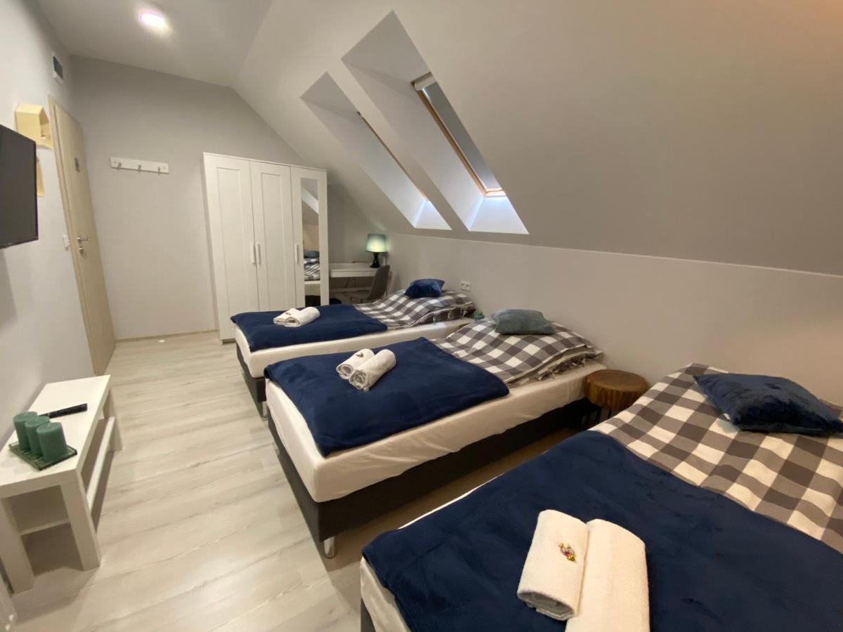 Gosciniec Przy Spacerowej Dlugoleka  ภายนอก รูปภาพ